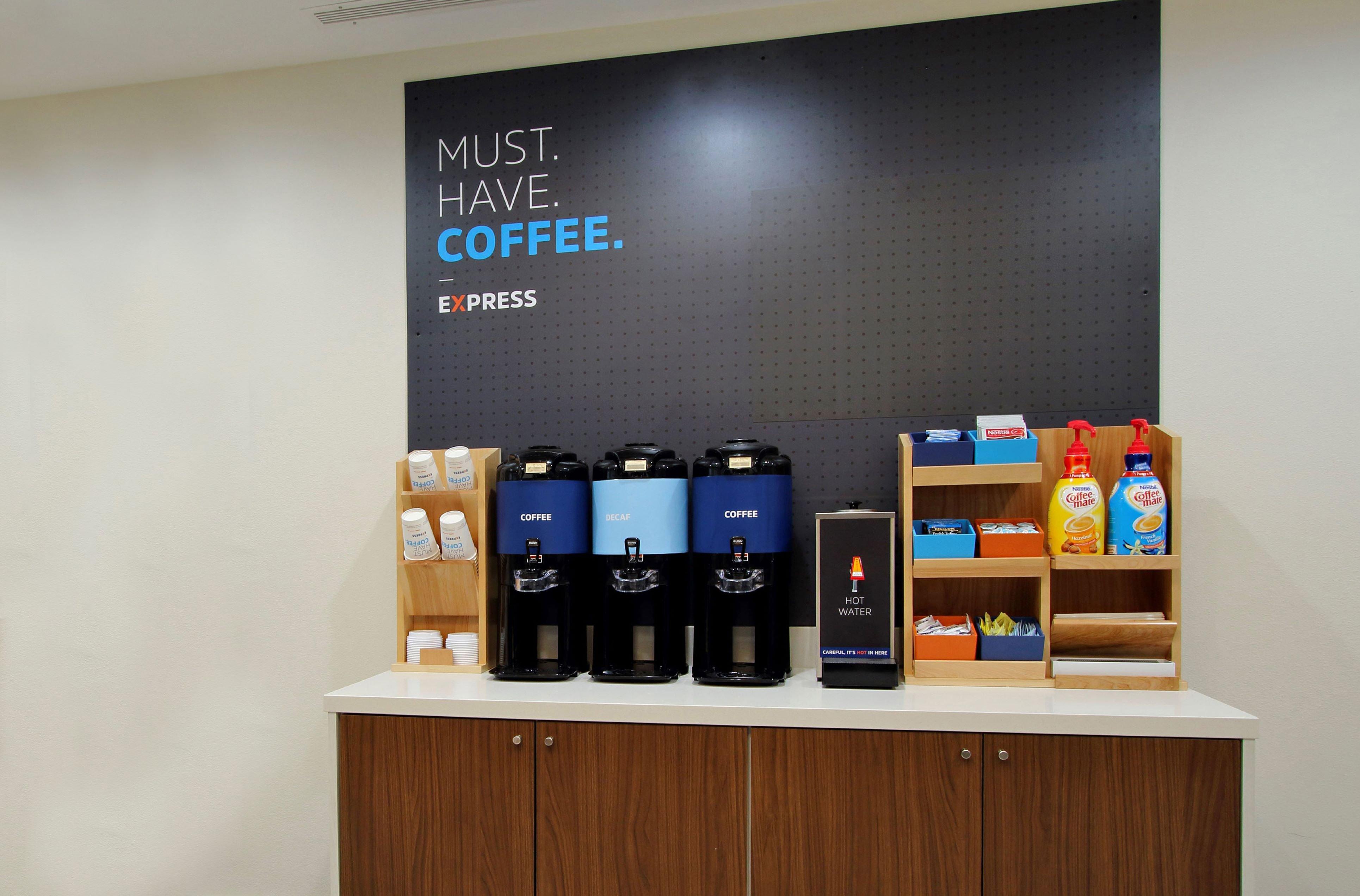 Holiday Inn Express Winnipeg Airport - Polo Park By Ihg Esterno foto