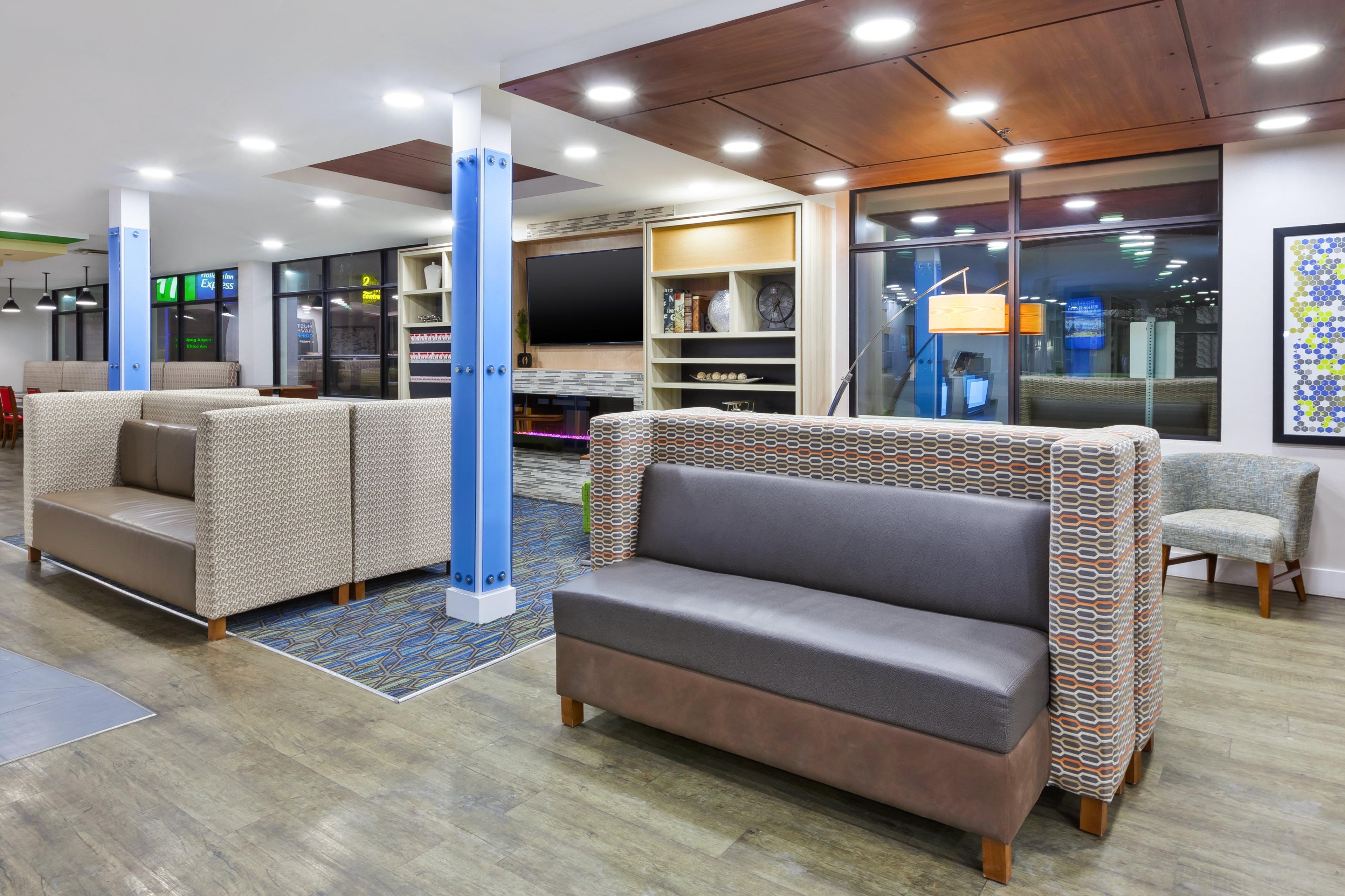 Holiday Inn Express Winnipeg Airport - Polo Park By Ihg Esterno foto