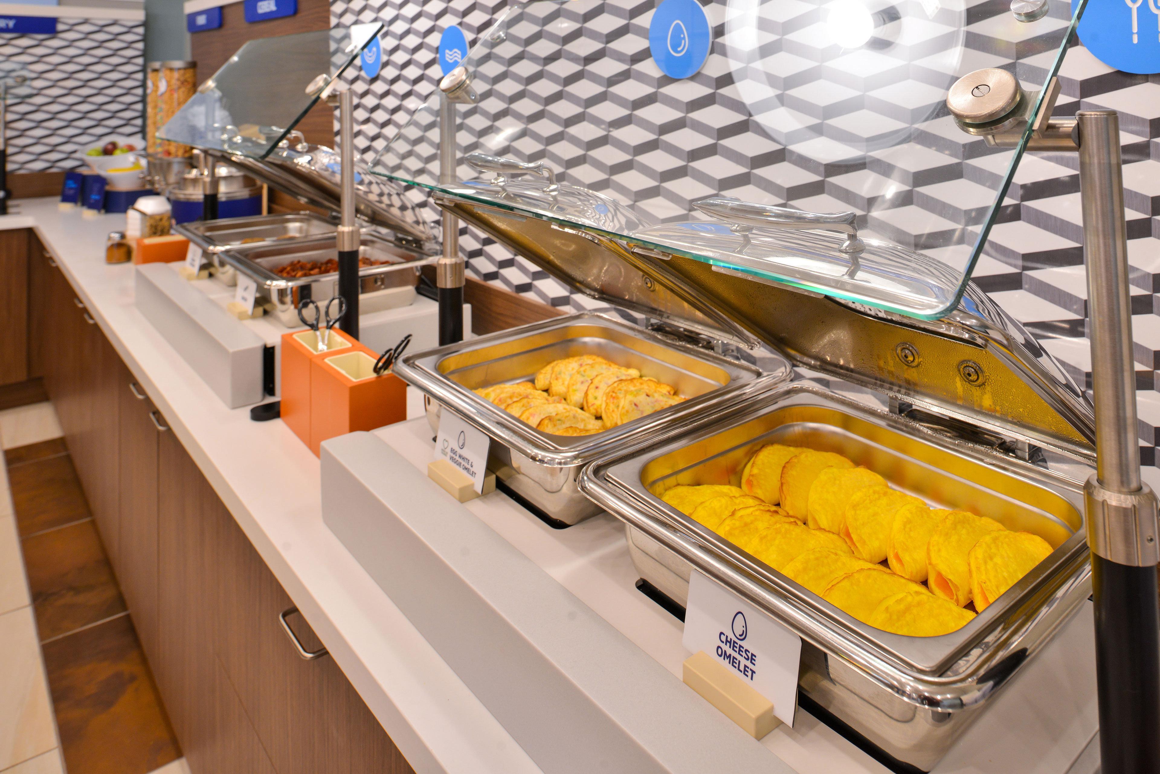 Holiday Inn Express Winnipeg Airport - Polo Park By Ihg Esterno foto