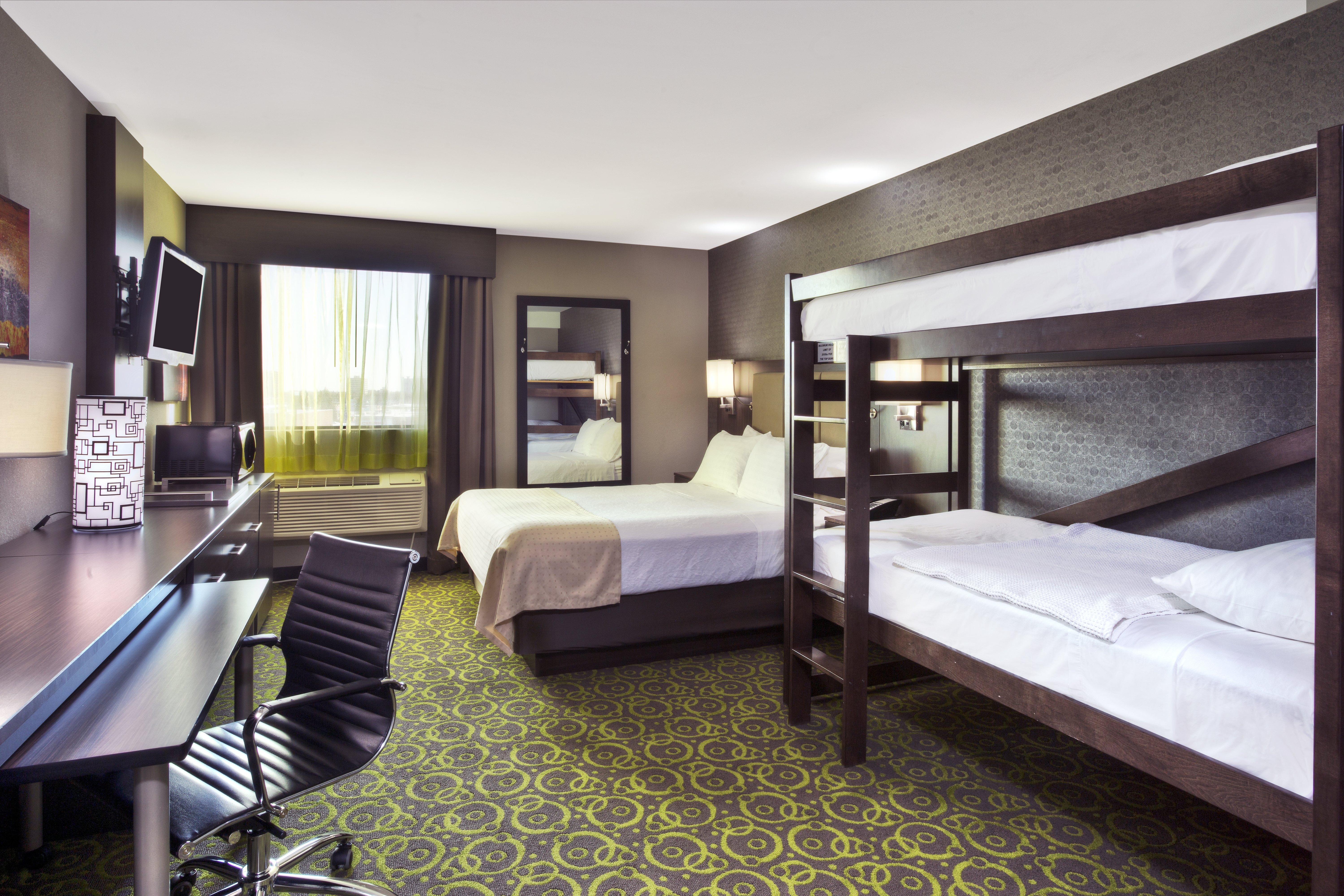 Holiday Inn Express Winnipeg Airport - Polo Park By Ihg Esterno foto