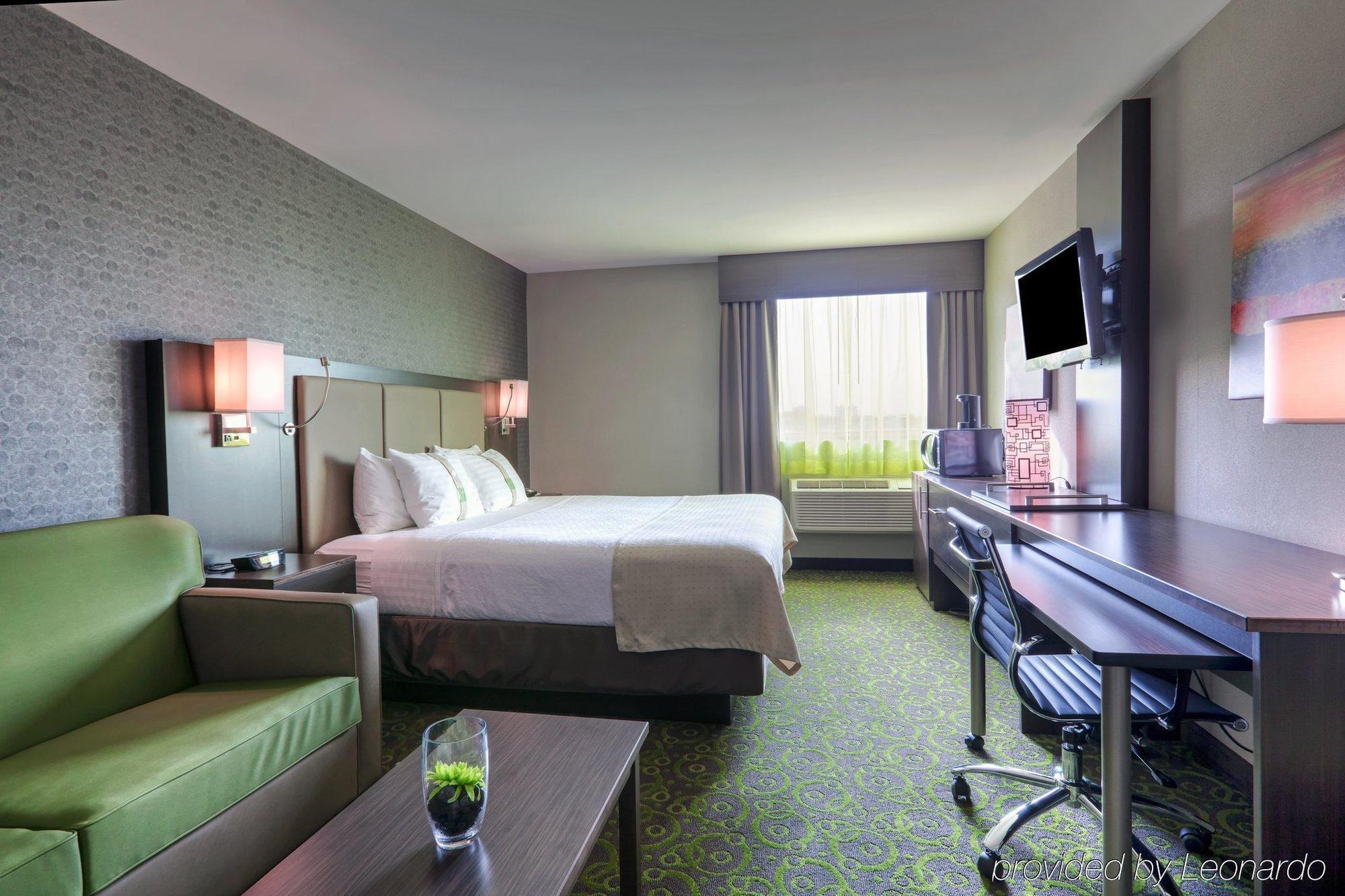 Holiday Inn Express Winnipeg Airport - Polo Park By Ihg Esterno foto